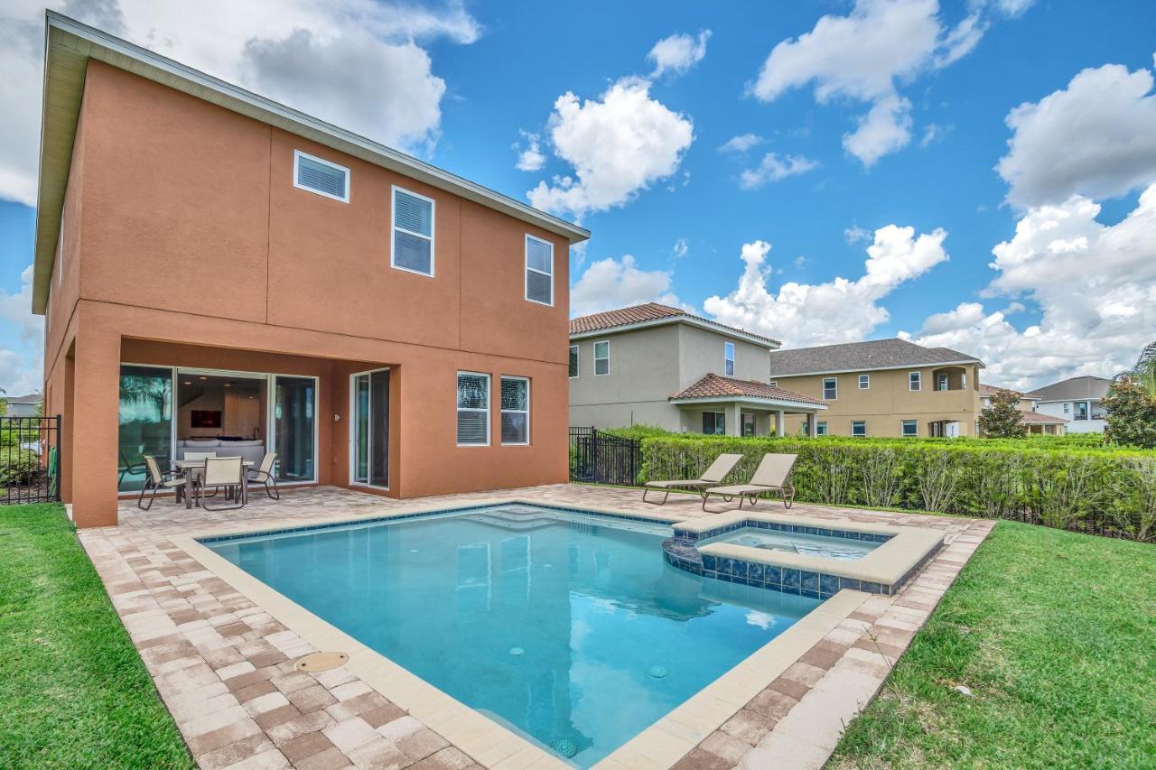 Modern Villa Wprivate Pool And Air Hockey Table Орландо Екстериор снимка